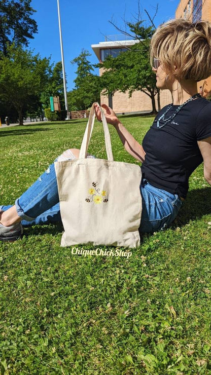 Flower and Bee Tote